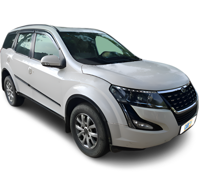 Mahindra XUV500-img